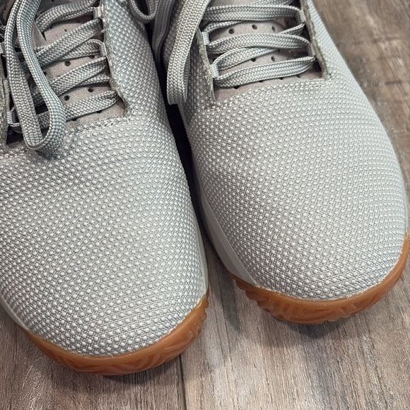 Nobull Gray Textured Sneakers size 10 - Picture 6 of 11